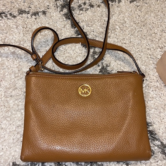 Michael Kors Purse - Picture 4 of 4